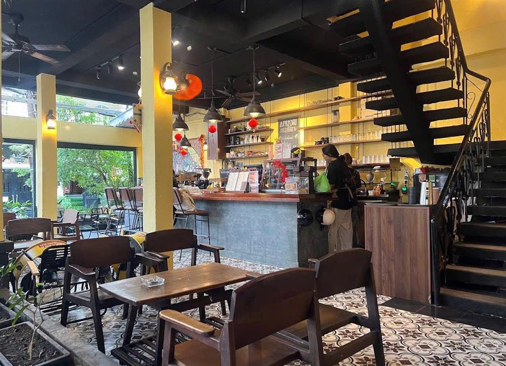 Biệt thự núp hẻm 500m cách vạn hạnh mall 300m