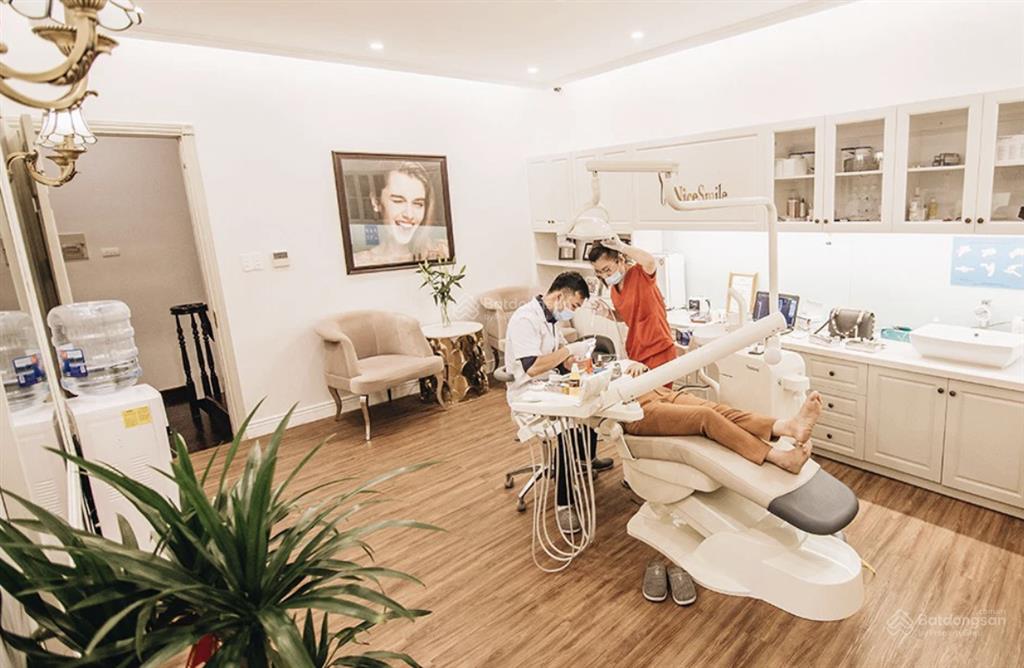 Biệt thự gần 500m2 cho thuê mặt tiền phường đakao quận 1