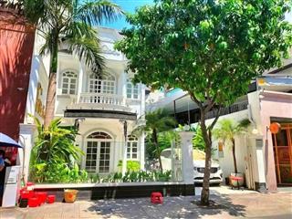 Biệt thự gần 500m2 cho thuê mặt tiền phường đakao quận 1