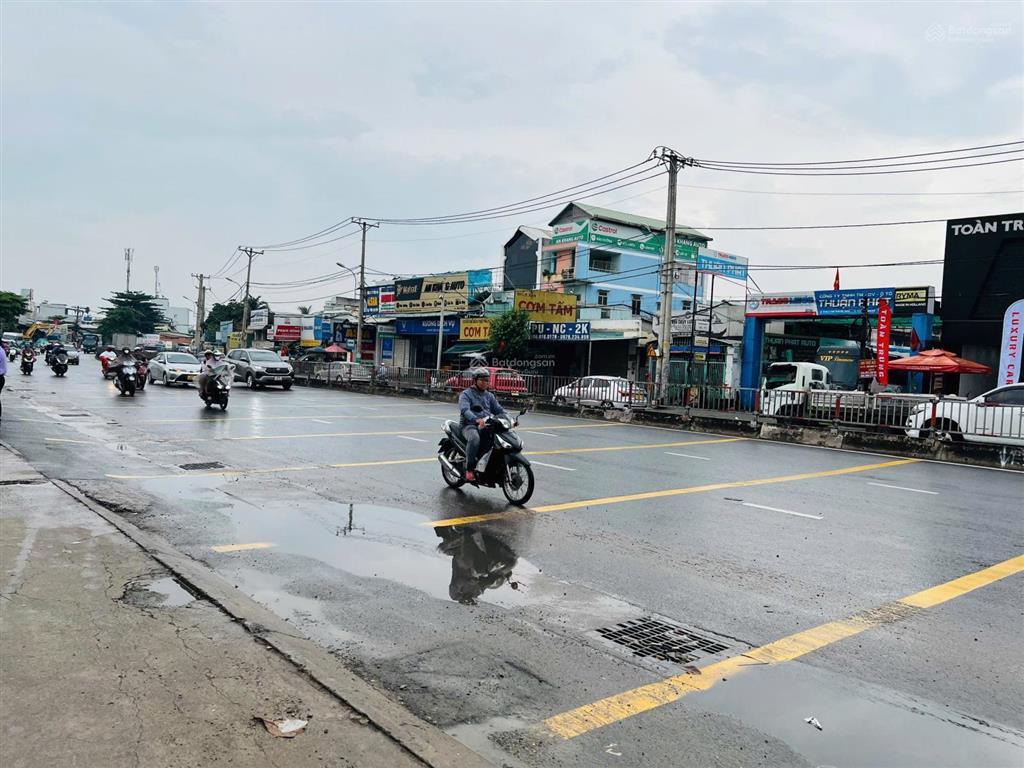 Cho thuê mặt bằng 15m mặt tiền võ nguyên giáp, quận 2