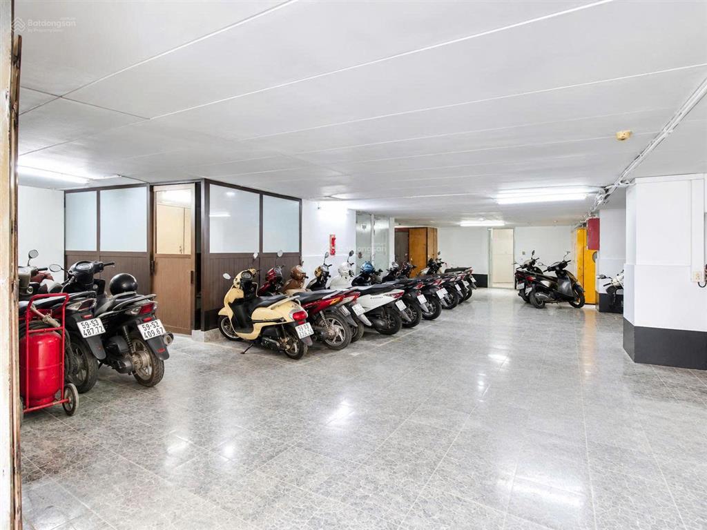 Cho thuê tòa nhà hơn 2.000m2 trung tâm phường bến thành trung tâm quận 1