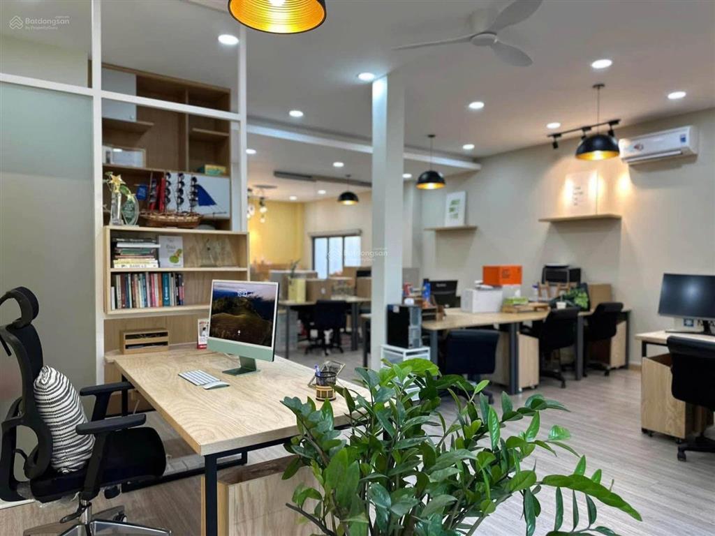 Cho thuê nhà nguyên căn thiết kế có gu khu đakao quận 1