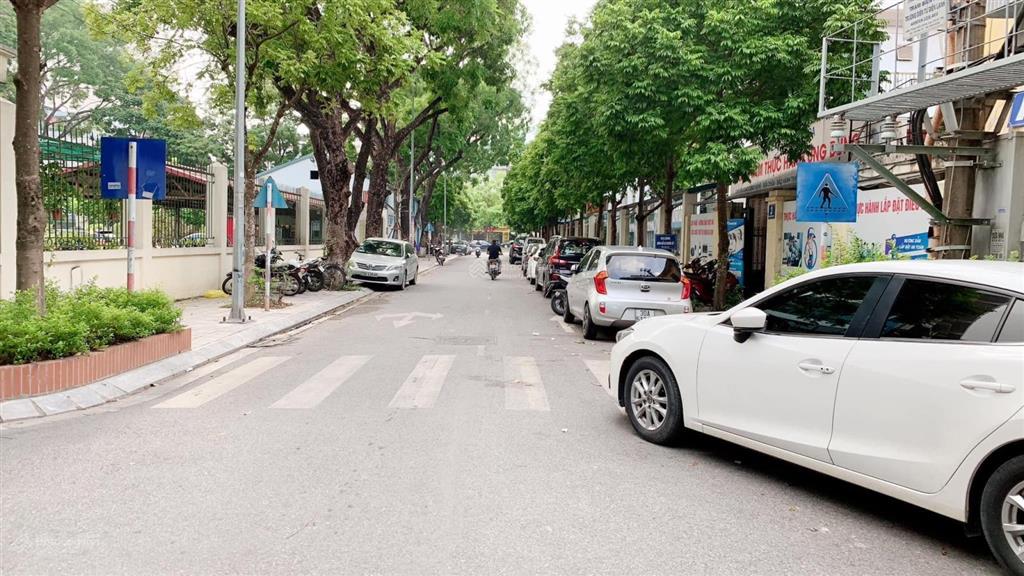 Siêu phẩm nhà đẹp dương quảng hàm  ngõ rộng  10m ra bãi ô tô  trung tâm cầu giấy 52m²*6t*mt 4m