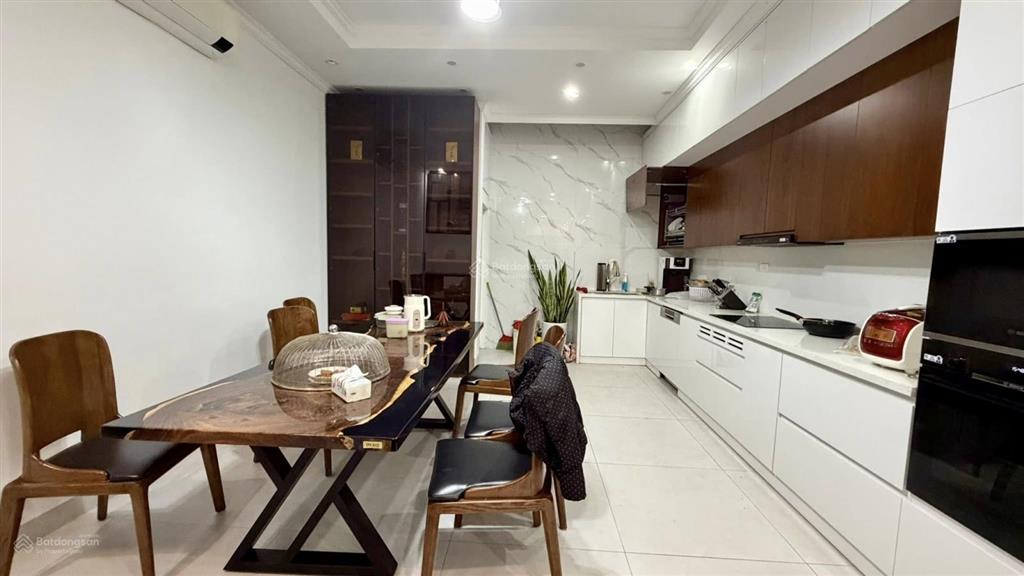 Siêu phẩm nhà đẹp dương quảng hàm  ngõ rộng  10m ra bãi ô tô  trung tâm cầu giấy 52m²*6t*mt 4m