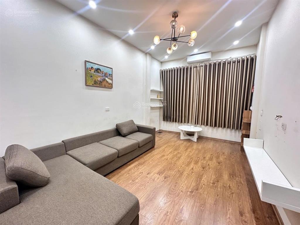 Hàng hiếm lạc long quân cầu giấy 2 thoáng 10m ra ô tô tránh gần hồ tây 48m*4t*nhỉnh 10 tỷ