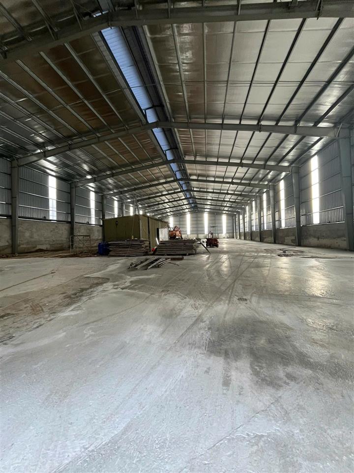 Cho thuê kho xưởng tại vĩnh hưng  hoàng mai hà nội dt 1.100m2, điện 3fa, cont đỗ, hợp đồng dài hạn