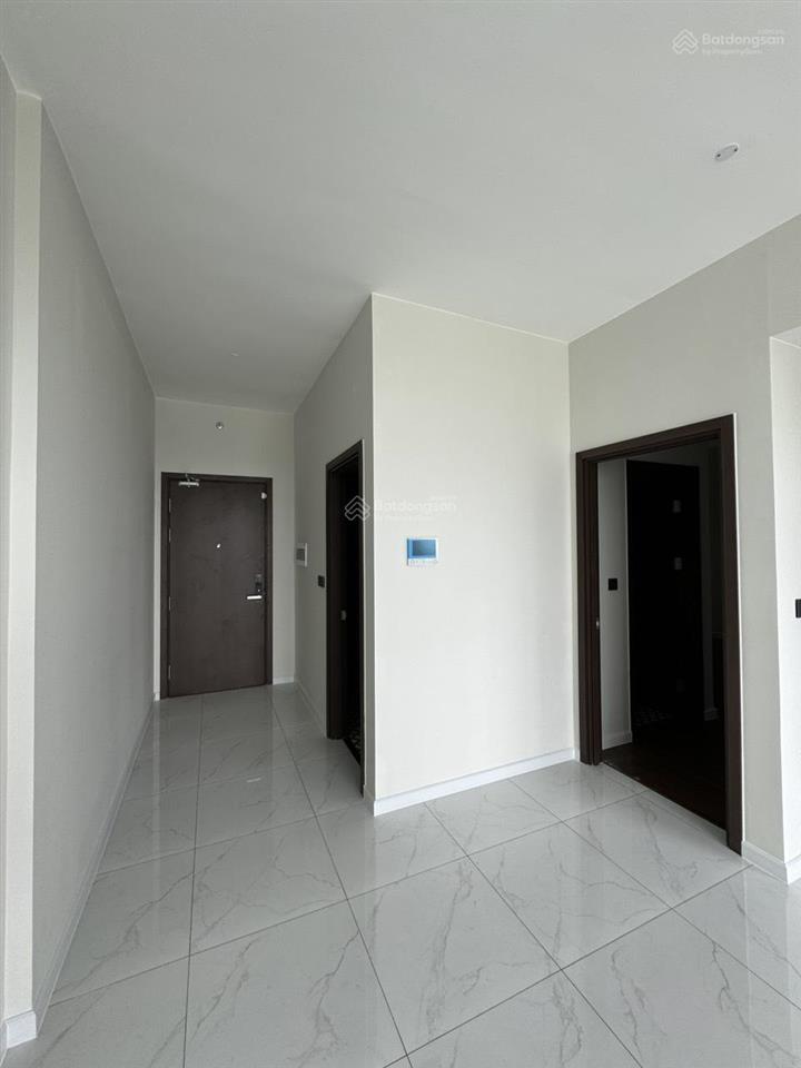 Cần bán căn 65m2 2pn2wc view nội khu hồ bơi smart home tặng nội thất dính tường