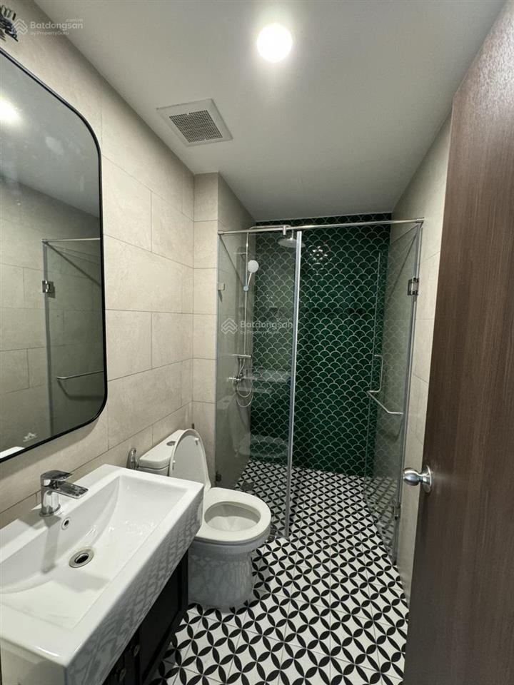 Cần bán căn 65m2 2pn2wc view nội khu hồ bơi smart home tặng nội thất dính tường
