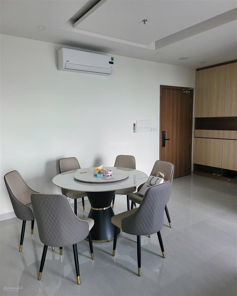 Cần cho thuê căn hộ 2pn2wc full nội thất siêu đẹp, sang trọng, giá tốt cho khách ở lâu dài