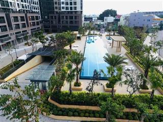Cần bán gấp căn 57m2 view hồ bơi c4 đã có sổ giá 3,1 tỷ bớt lộc còn 3,08 tỷ