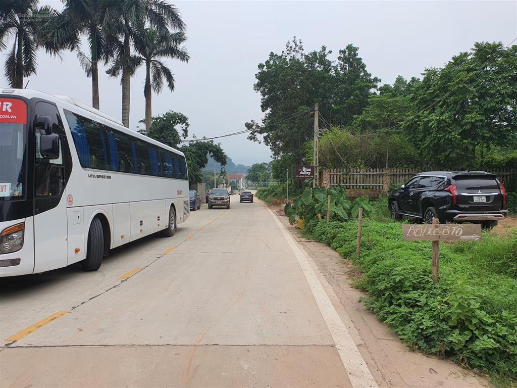 Bán đất 500m2 lưng tựa núi, mặt đường liên xã kinh doanh tốt