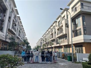 Shophouse đối diện 6 tòa trung cư ,ngay ga trung mầu ,cách tây hồ 12km