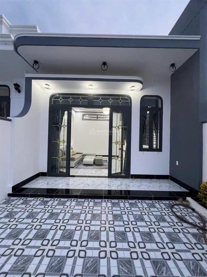 Bán nhà trung tâm hoà thành tây ninh shr