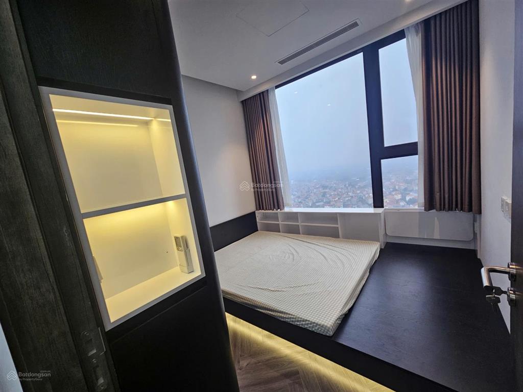 Chính chủ bán căn hộ 2pn landmark 1 ecopark 59,18m² full nội thất, có phòng xông hơi, giá 6 tỷ