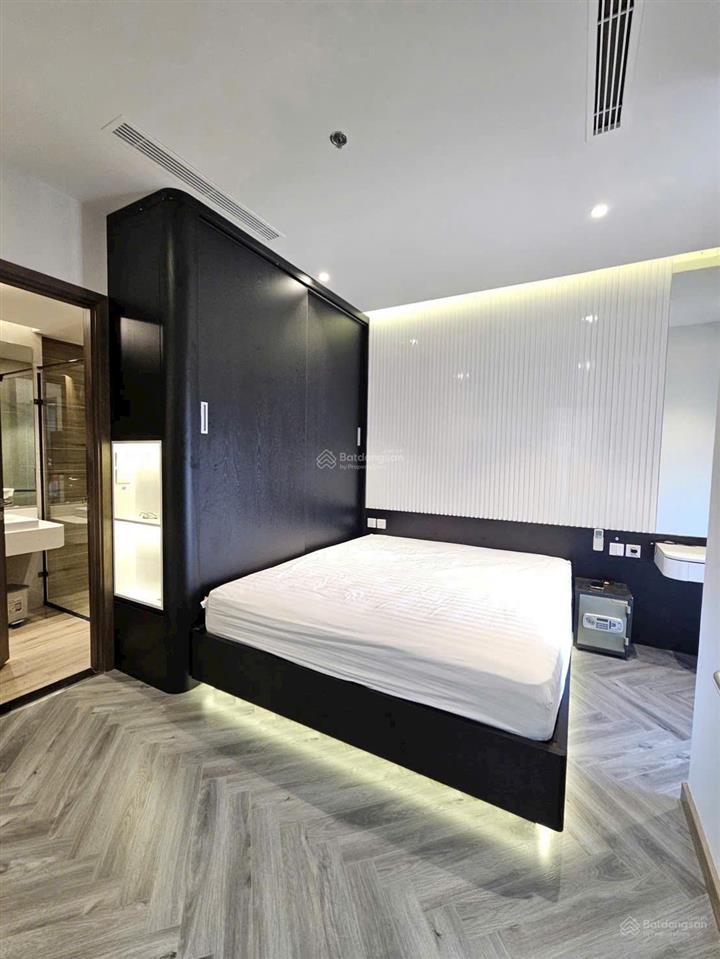 Chính chủ bán căn hộ 2pn landmark 1 ecopark 59,18m² full nội thất, có phòng xông hơi, giá 6 tỷ