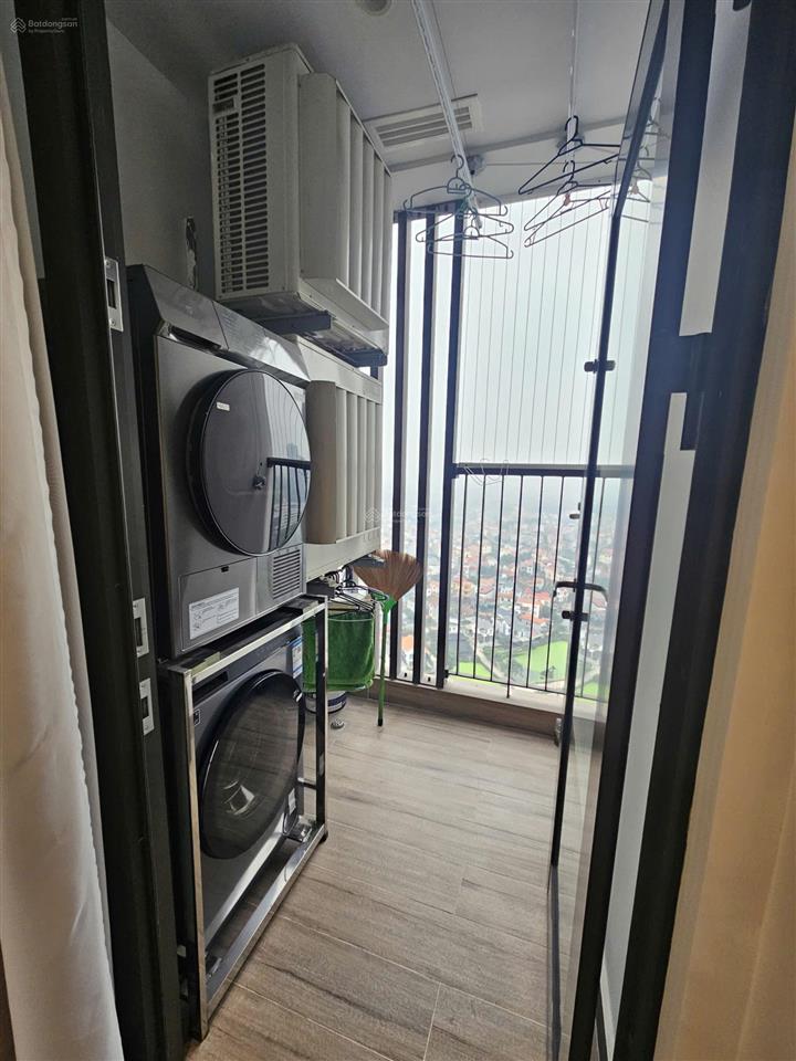 Chính chủ bán căn hộ 2pn landmark 1 ecopark 59,18m² full nội thất, có phòng xông hơi, giá 6 tỷ