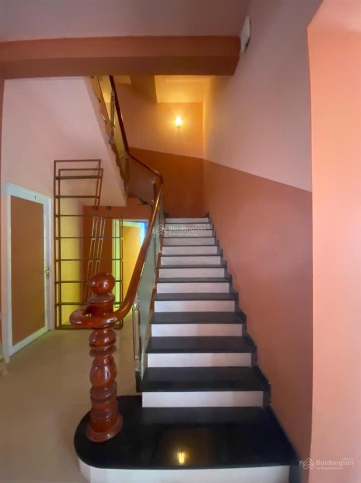 Căn góc 2 mặt tiền kdc hiệp thành 3. diện tích 7x20m, 3 tầng 5pn 5wc