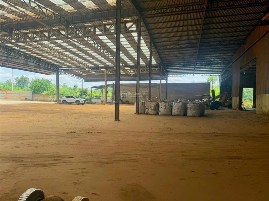 Xưởng phú giáo tổng 14.000m2, xưởng 6000m2, 2 trạm điện 630kva