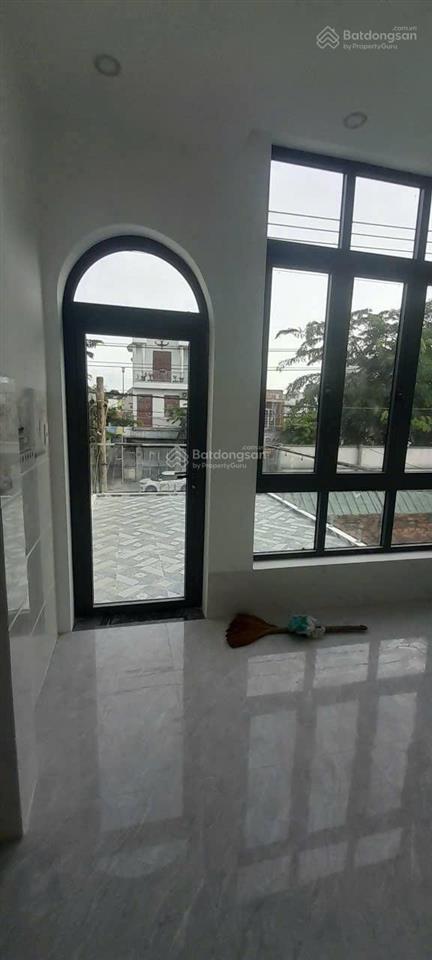 Nhà mới xây đường phú lợi gần đại học thủ dầu một, 1 trệt 2 lầu sân thượng, kinh doanh đa ngành