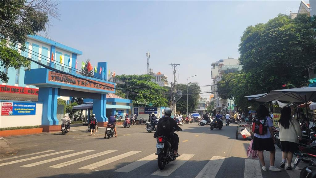 Hẻm 6m khu nguyễn cửu đàm ngay cấp 3 tân bình  4.1mx20m, nhà 1 lầu, hđt 12 triệu  giá 8.5 tỷ tl