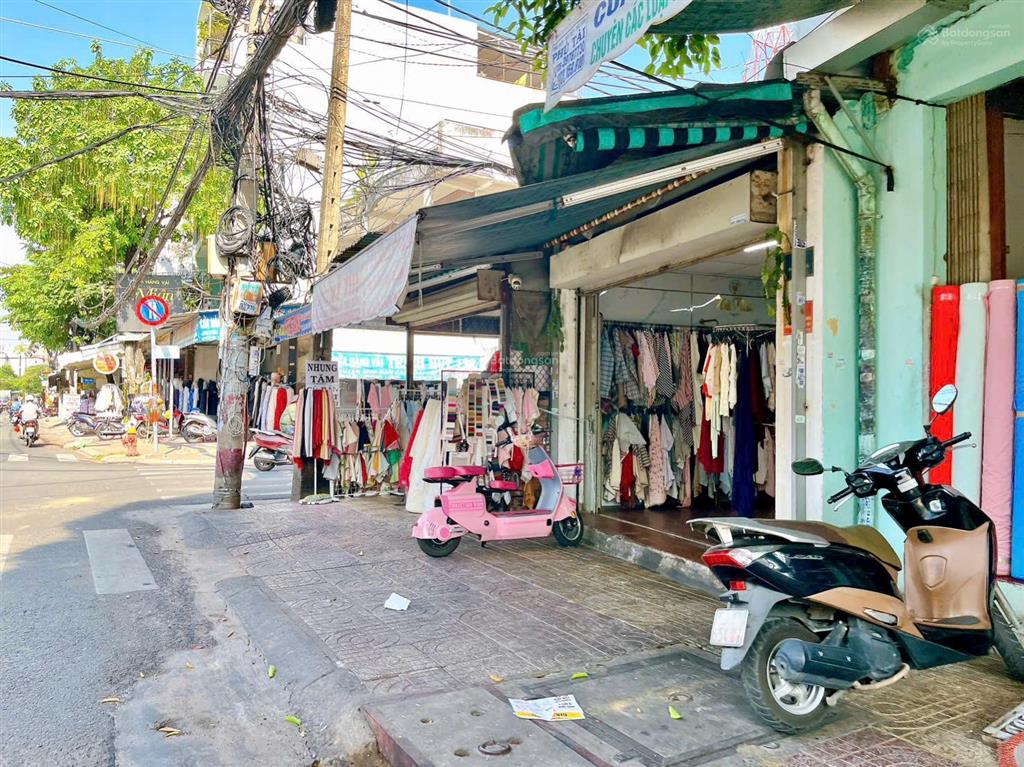 Hạ giá 600 triệu! 9,1 tỷ chỉ còn 8,5 tỷ tl  nhà 2 mt đỗ đức dục  5.2mx14m  1 lầu sát nguyễn sơn