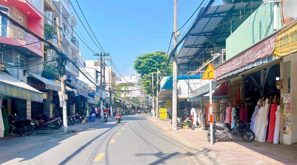 Hạ giá 600 triệu! 9,1 tỷ chỉ còn 8,5 tỷ tl  nhà 2 mt đỗ đức dục  5.2mx14m  1 lầu sát nguyễn sơn