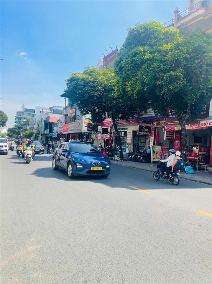 Giảm 4 tỷ 35 tỷ còn 31 tỷ  mặt tiền kd gò dầu  7.1mx31m  đúc 3.5 tấm  dòng tiền 50 triệu/ tháng