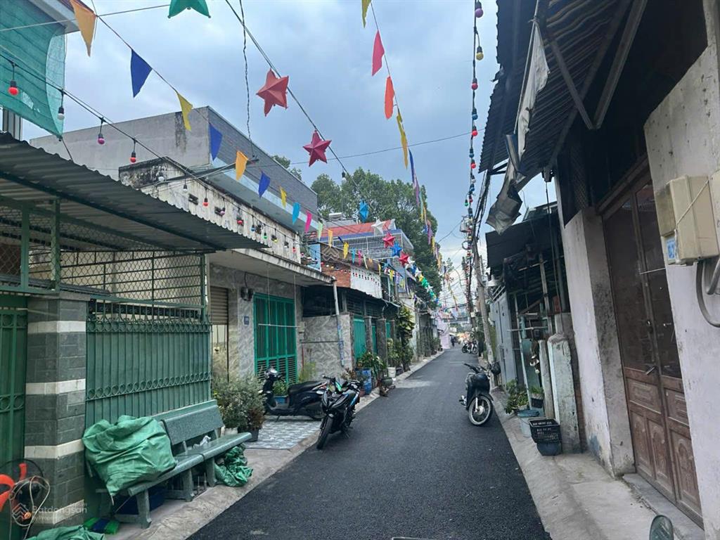 Nhà mặt tiền 2 tầng đường 25 hiệp bình, tp thủ đức 75m², 4pn, sổ hồng riêng chỉ 6,6 tỷ tl