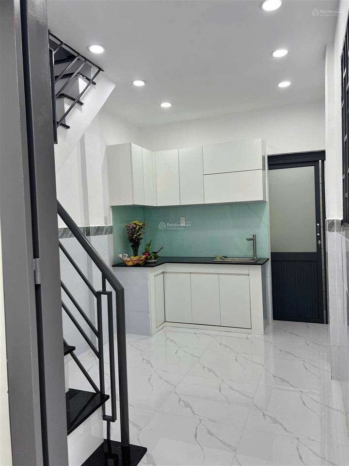 Bán nhà linh chiểu thủ đức 2 tầng 2pn sổ riêng chỉ 1,9 tỷ