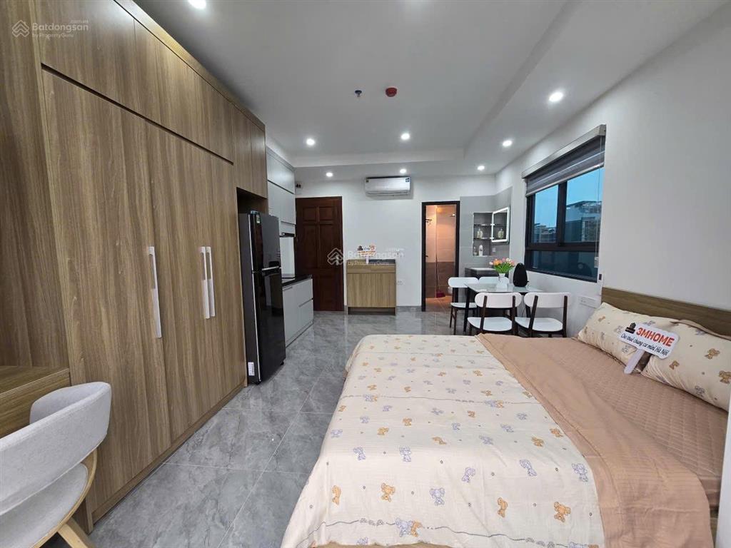 Cho thuê studio ban công full đồ siêu rộng ngay bến xe mỹ đình