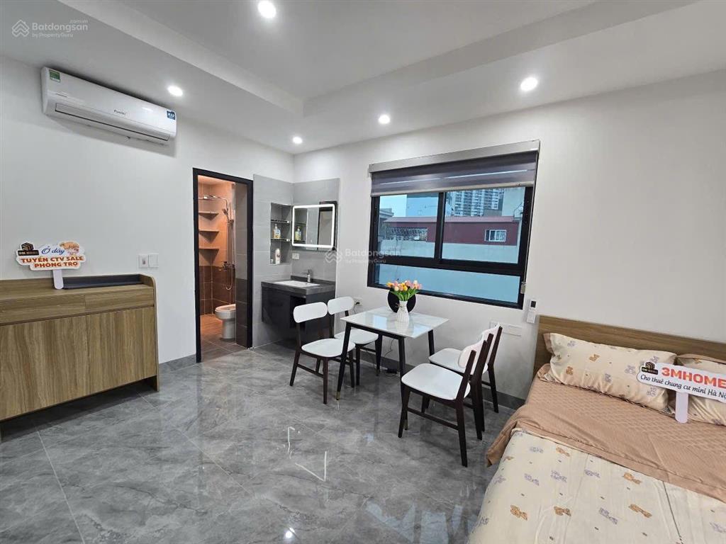 Cho thuê studio ban công full đồ siêu rộng ngay bến xe mỹ đình