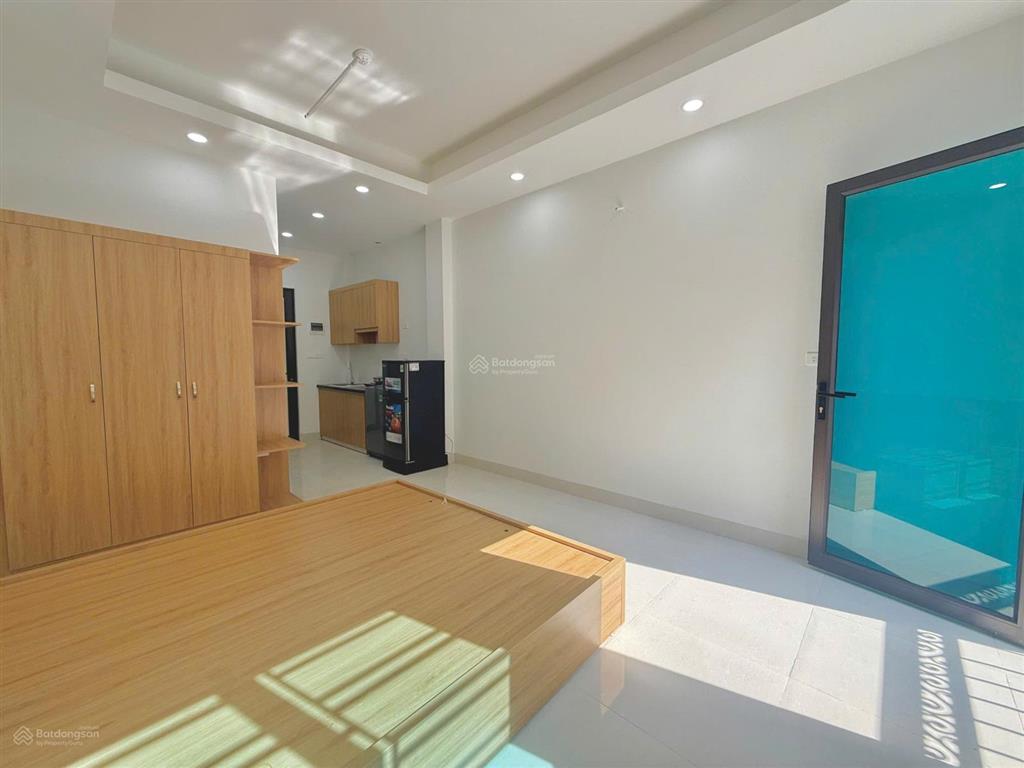 Nhà mới studio full đồ máy giặt ban công riêng ngay cổ nhuế