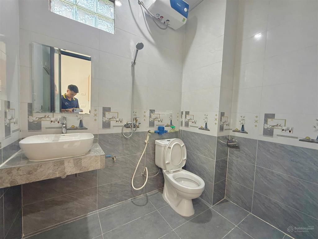 Nhà mới studio full đồ máy giặt ban công riêng ngay cổ nhuế