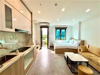 Cho thuê studio full đồ mới tinh ban công siêu thoáng ngay lotte mall tây hồ  view hồ tây