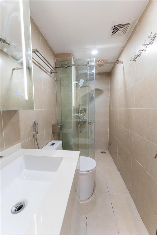 Cho thuê 1n1k full nội thất mới ban công cửa sổ siêu thoáng mặt phố ngay đường bưởi