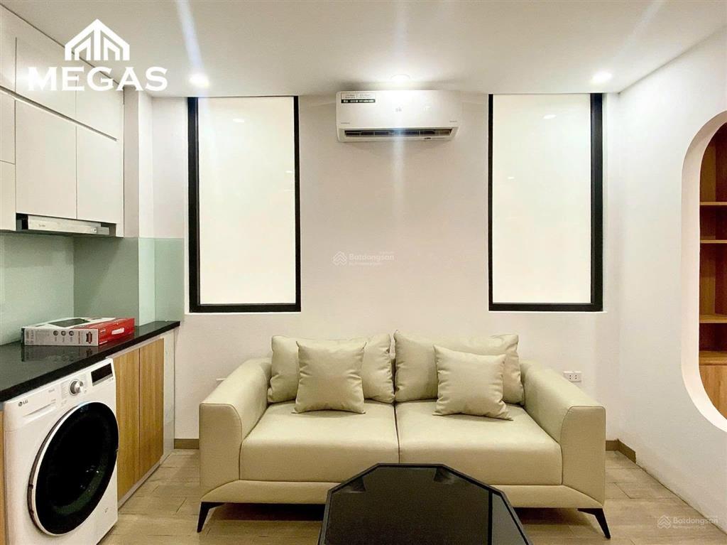 Cho thuê căn hộ studio full đồ  mặt đường lớn  ô tô đỗ cửa ngay bến xe mỹ đình