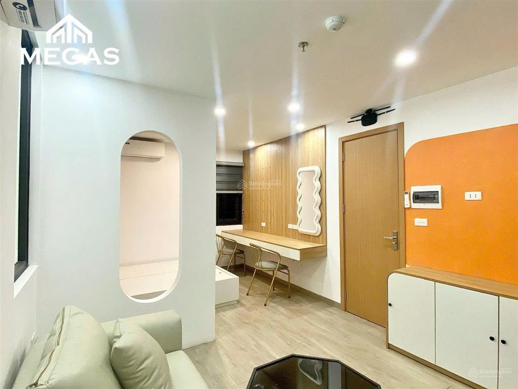 Cho thuê căn hộ studio full đồ  mặt đường lớn  ô tô đỗ cửa ngay bến xe mỹ đình