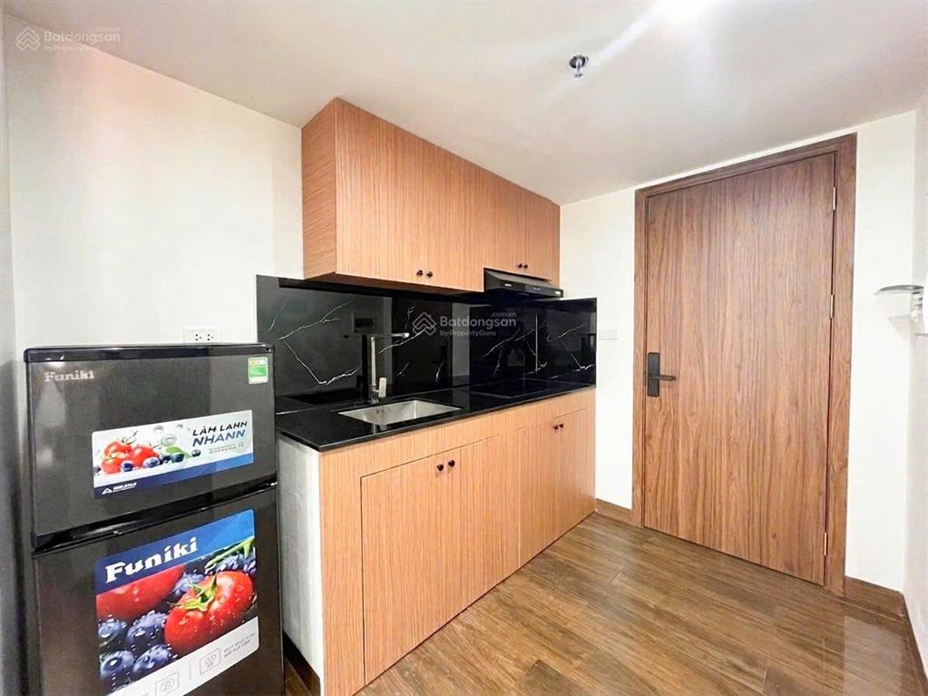 Studio full nội thất xịn xò ban công thoáng ngay lotte mall tây hồ