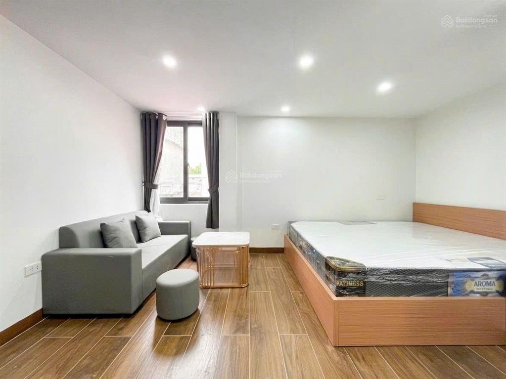 Studio full nội thất xịn xò ban công thoáng ngay lotte mall tây hồ
