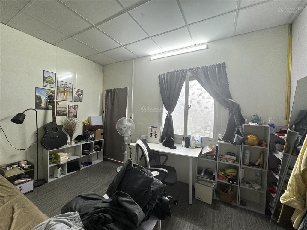 Căn 2 phòng ngủ ban công full nội thất ngay bạch đằng, bình thạnh, hồ chí minh