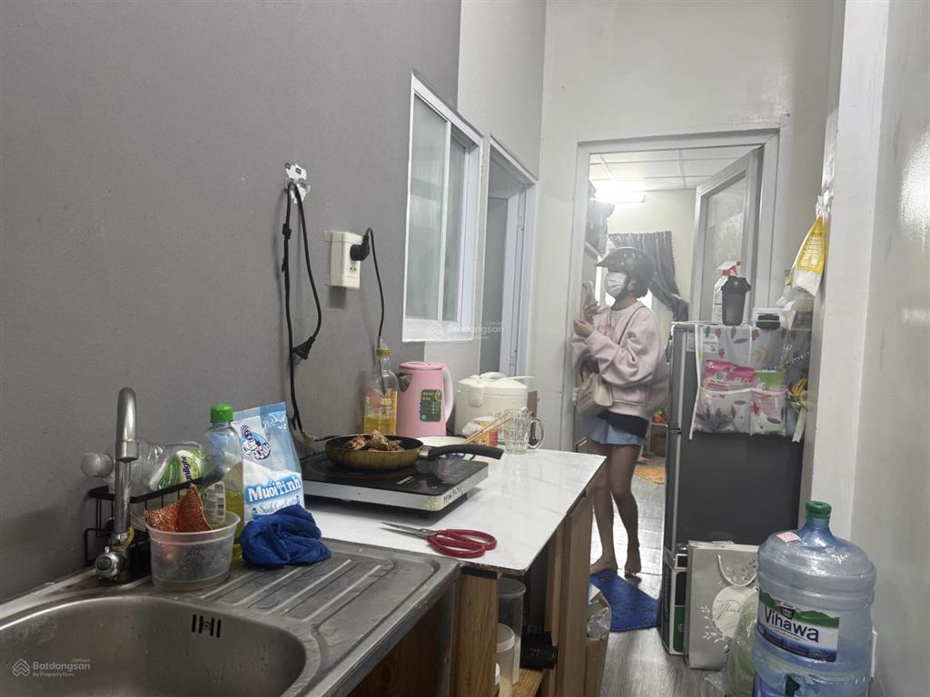 Căn 2 phòng ngủ ban công full nội thất ngay bạch đằng, bình thạnh, hồ chí minh
