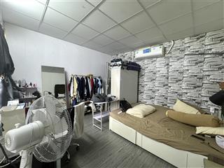 Căn 2 phòng ngủ ban công full nội thất ngay bạch đằng, bình thạnh, hồ chí minh