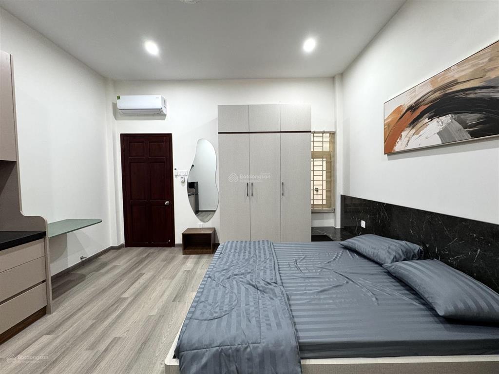 Phòng studio cửa sổ full nội thất mới 100% ngay phan xích long, phú nhuận