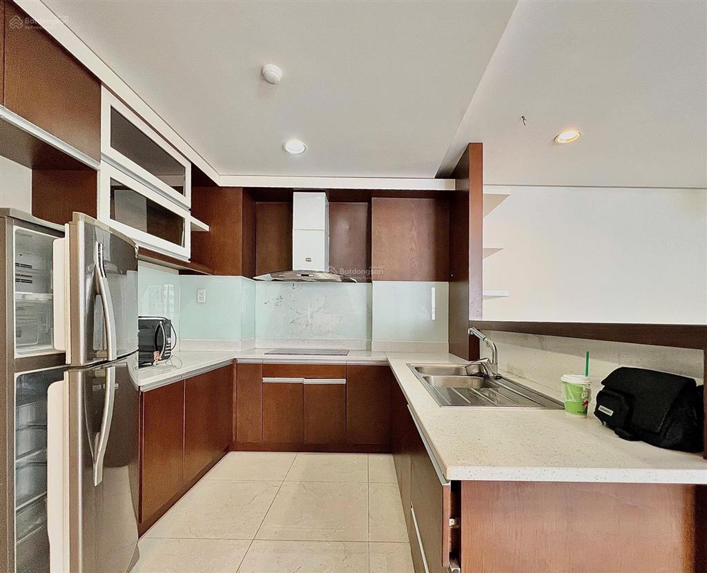 Cho thuê căn hộ 3pn2wc 175m2 ngay hồ biểu chánh, phú nhuận, bao phí quản lý