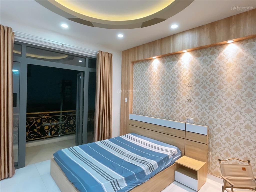 Căn studio ban công có thang máy full nội thất ngay trần bình trọng, bình thạnh