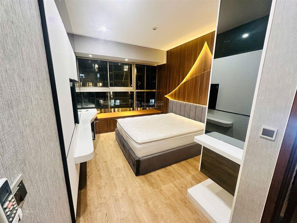 Bán căn hộ chung cư midtown, 2pn, 2wc tại phú mỹ hưng, q7, tp hcm