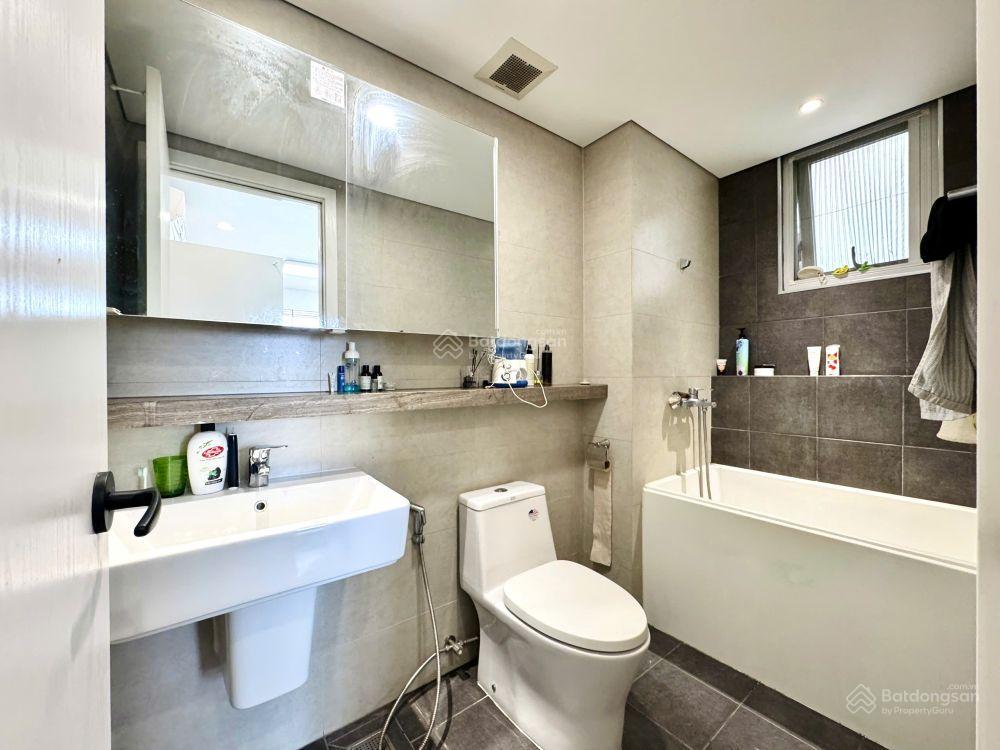 Bán căn hộ scenic valley 2, 2pn + 2wc tại nguyễn văn linh, q7, hcm