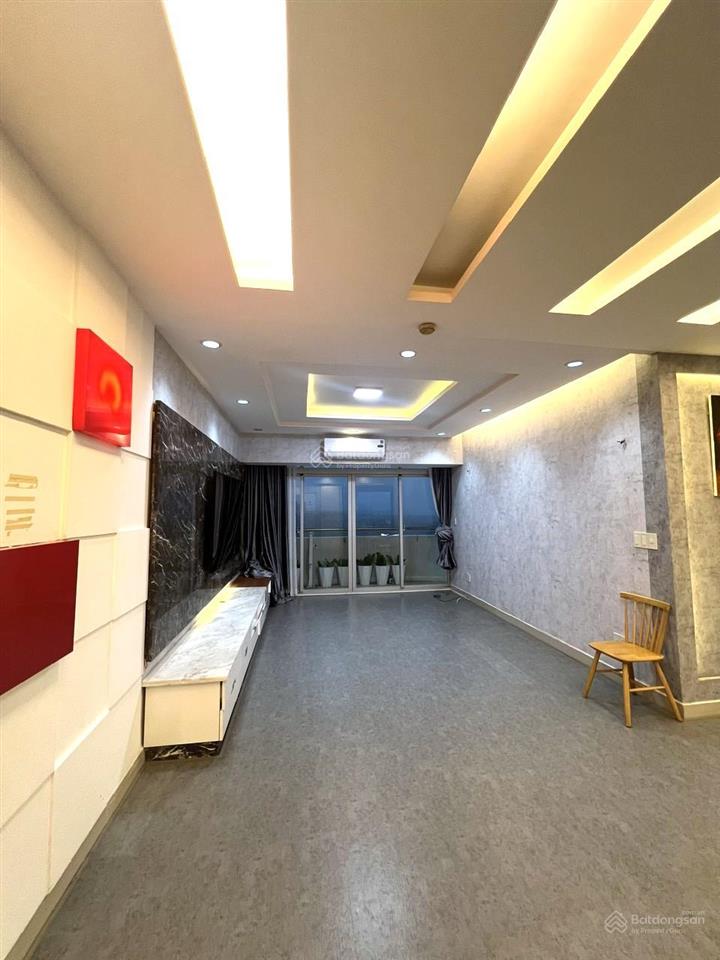 Cho thuê căn hộ garden court 2, 3pn, 2wc, 129m2 tại phường tân hưng, hồ chí minh.