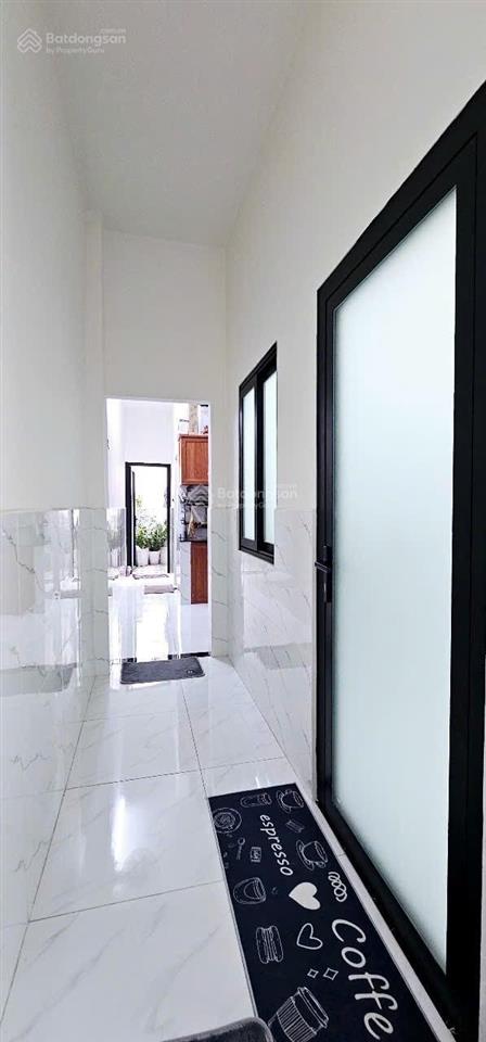 Nhà 3 tỷ shr  nhà mới ở ngay  khu an ninh, dân trí