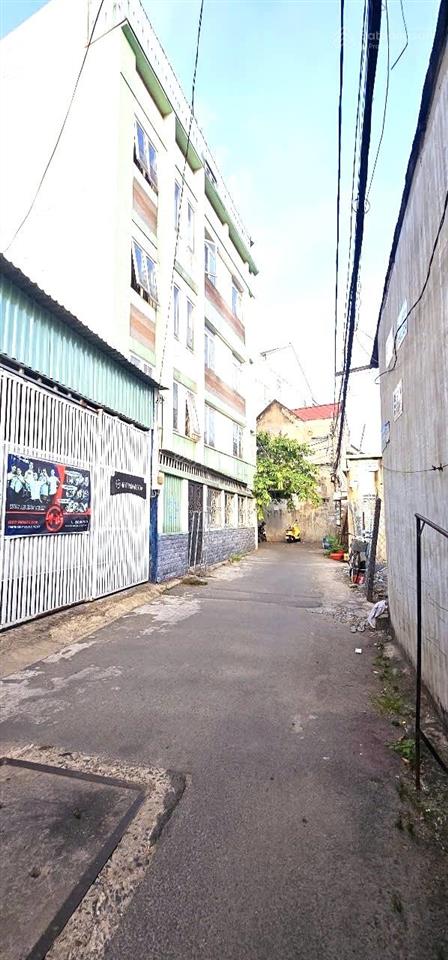 Nhà 3 tỷ shr  nhà mới ở ngay  khu an ninh, dân trí